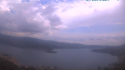 immagine della webcam nei dintorni di Varallo: webcam Pella