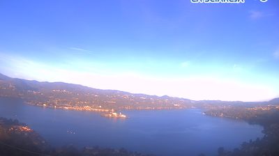immagine della webcam nei dintorni di Mergozzo: webcam Pella