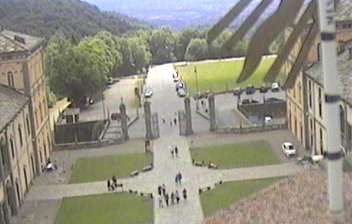 immagine della webcam nei dintorni di Muzzano: webcam Oropa