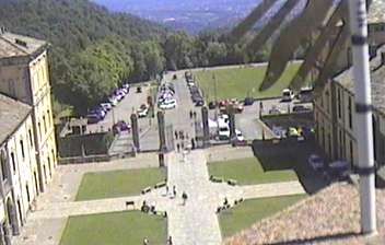immagine della webcam nei dintorni di Donnas: webcam Oropa