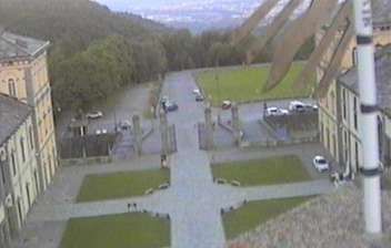 immagine della webcam nei dintorni di Donnas: webcam Oropa