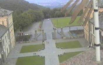 immagine della webcam nei dintorni di Bielmonte: webcam Oropa