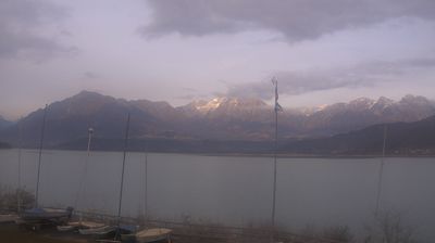 immagine della webcam nei dintorni di Revine Lago: webcam Santa Croce