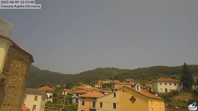 immagine della webcam nei dintorni di San Bartolomeo al Mare: webcam Aquila di Arroscia