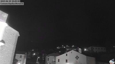 immagine della webcam nei dintorni di Nasino: webcam Aquila di Arroscia
