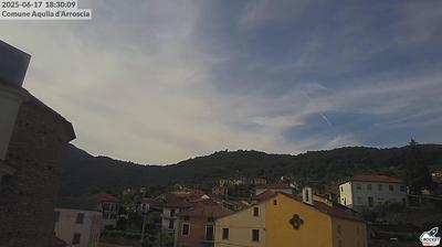 immagine della webcam nei dintorni di Costa D'Oneglia: webcam Aquila di Arroscia