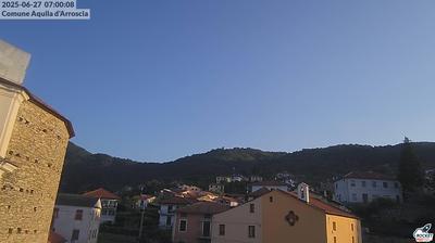 immagine della webcam nei dintorni di Campochiesa: webcam Aquila di Arroscia