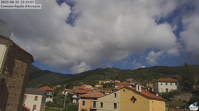 immagine della webcam nei dintorni di Cervo: webcam Aquila di Arroscia