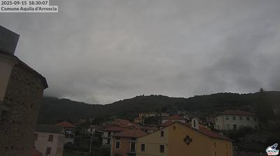 immagine della webcam nei dintorni di Marina Di Andora: webcam Aquila di Arroscia