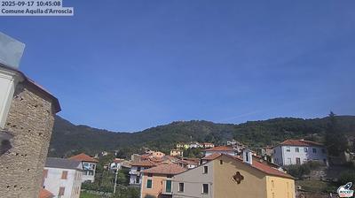 immagine della webcam nei dintorni di Lurisia Terme Monte Pigna: webcam Aquila di Arroscia