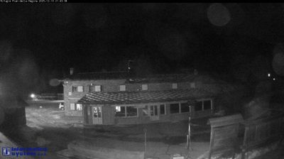 immagine della webcam nei dintorni di Sansicario: webcam Crissolo Pian della Regina