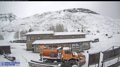 immagine della webcam nei dintorni di Crissolo: webcam Crissolo Pian della Regina