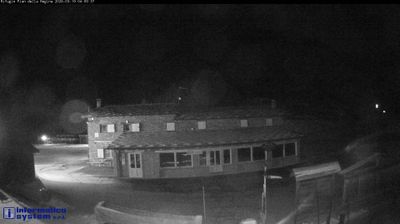 immagine della webcam nei dintorni di Pontechianale: webcam Crissolo Pian della Regina