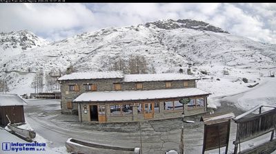 immagine della webcam nei dintorni di Villar Pellice: webcam Crissolo Pian della Regina