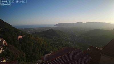 immagine della webcam nei dintorni di Marina Di Massa: webcam Ortonovo