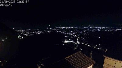 immagine della webcam nei dintorni di Marina Di Carrara: webcam Ortonovo