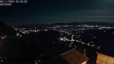 immagine della webcam nei dintorni di Avenza: webcam Ortonovo