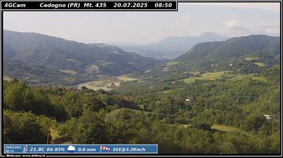 immagine della webcam nei dintorni di Monte Giogo: webcam Vetto