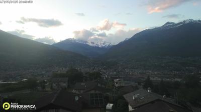 immagine della webcam nei dintorni di Gressan: webcam Charvensod
