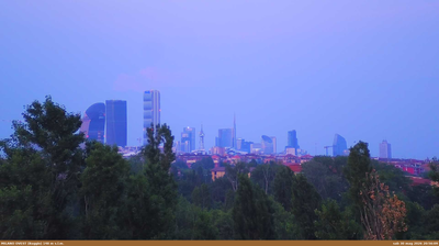 immagine della webcam nei dintorni di Passirana: webcam Milano Sella Nuova