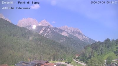 immagine della webcam nei dintorni di Pieve di Cadore: webcam Forni di Sopra