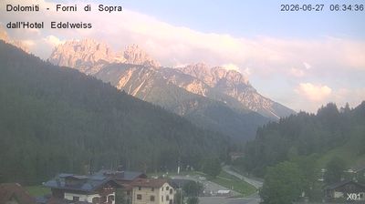 immagine della webcam nei dintorni di Lorenzago di Cadore: webcam Forni di Sopra