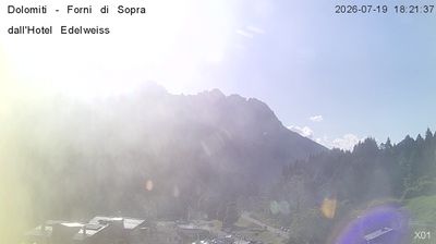 immagine della webcam nei dintorni di Auronzo di Cadore: webcam Forni di Sopra