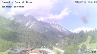 immagine della webcam nei dintorni di Lorenzago di Cadore: webcam Forni di Sopra