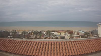 immagine della webcam nei dintorni di Istia D'Ombrone: webcam Marina di Grosseto