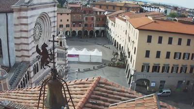 immagine della webcam nei dintorni di Vetulonia: webcam Monte Bottigli