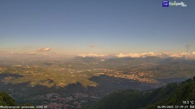 immagine della webcam nei dintorni di Ariano Irpino: webcam Ospedaletto d'Alpinolo