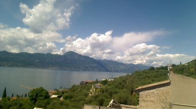 immagine della webcam nei dintorni di Ferrara di Monte Baldo: webcam Torri del Benaco