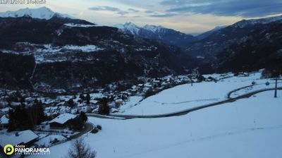 immagine della webcam nei dintorni di Brusson 2000 Estoul: webcam Torgnon