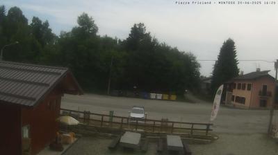 immagine della webcam nei dintorni di Rucas di Bagnolo: webcam Montoso