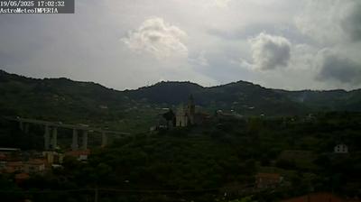 immagine della webcam nei dintorni di Arma Di Taggia: webcam Costa D'Oneglia