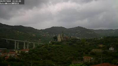 immagine della webcam nei dintorni di Capo Mele: webcam Costa D'Oneglia