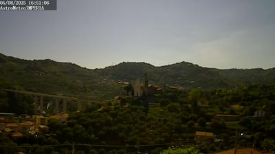 immagine della webcam nei dintorni di Molini di Triora: webcam Costa D'Oneglia