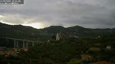 immagine della webcam nei dintorni di Marina Di Andora: webcam Costa D'Oneglia