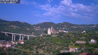 immagine della webcam nei dintorni di Pieve di Teco: webcam Costa D'Oneglia
