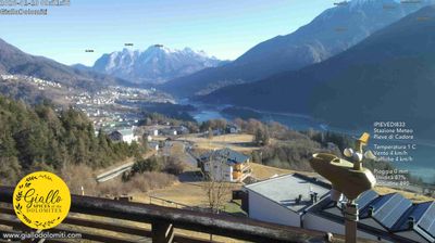 immagine della webcam nei dintorni di Lorenzago di Cadore: webcam Pieve di Cadore