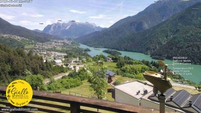 immagine della webcam nei dintorni di Auronzo di Cadore: webcam Pieve di Cadore
