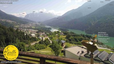 immagine della webcam nei dintorni di Lorenzago di Cadore: webcam Pieve di Cadore