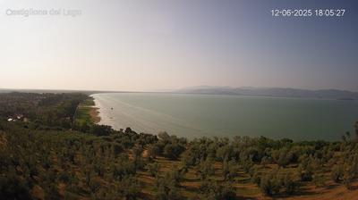 immagine della webcam nei dintorni di Cortona: webcam Castiglione del Lago