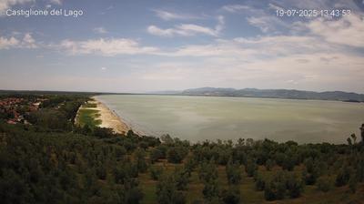 immagine della webcam nei dintorni di Montepulciano Stazione: webcam Castiglione del Lago