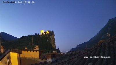 immagine della webcam nei dintorni di Isera: webcam Arco
