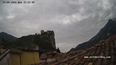 immagine della webcam nei dintorni di Isera: webcam Arco