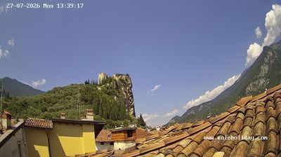 immagine della webcam nei dintorni di Isera: webcam Arco
