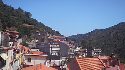 immagine della webcam nei dintorni di Etna: webcam Mandanici