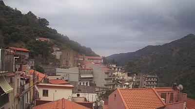 immagine della webcam nei dintorni di Reggio Aeroporto dello Stretto: webcam Mandanici