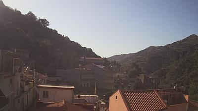 immagine della webcam nei dintorni di Barcellona Pozzo di Gotto: webcam Mandanici